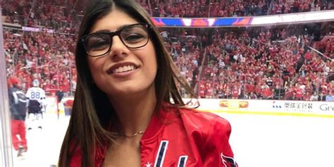 Former porn actress Mia Khalifa shares updates after surgery to。